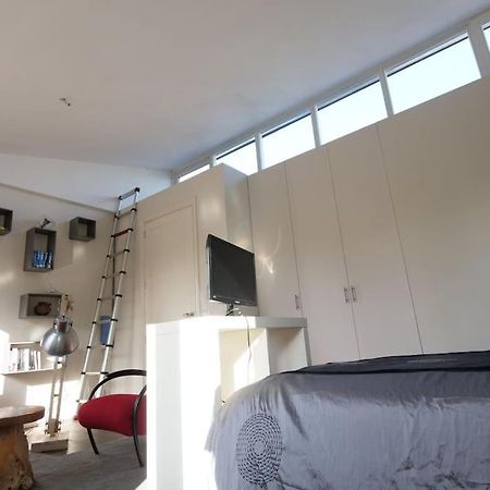 Modern Genieten In Oud Binnenstadspand Amersfoort Bagian luar foto