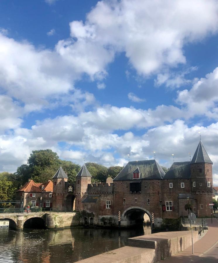Modern Genieten In Oud Binnenstadspand Amersfoort Bagian luar foto